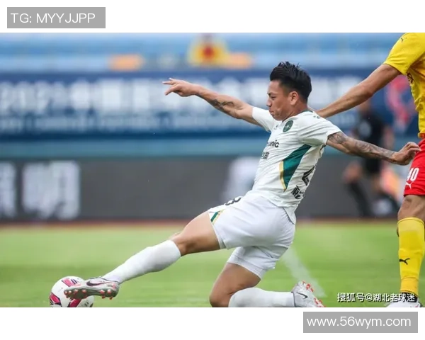 成都羽毛球队以60分稳居锦标赛积分榜首位展现强劲实力